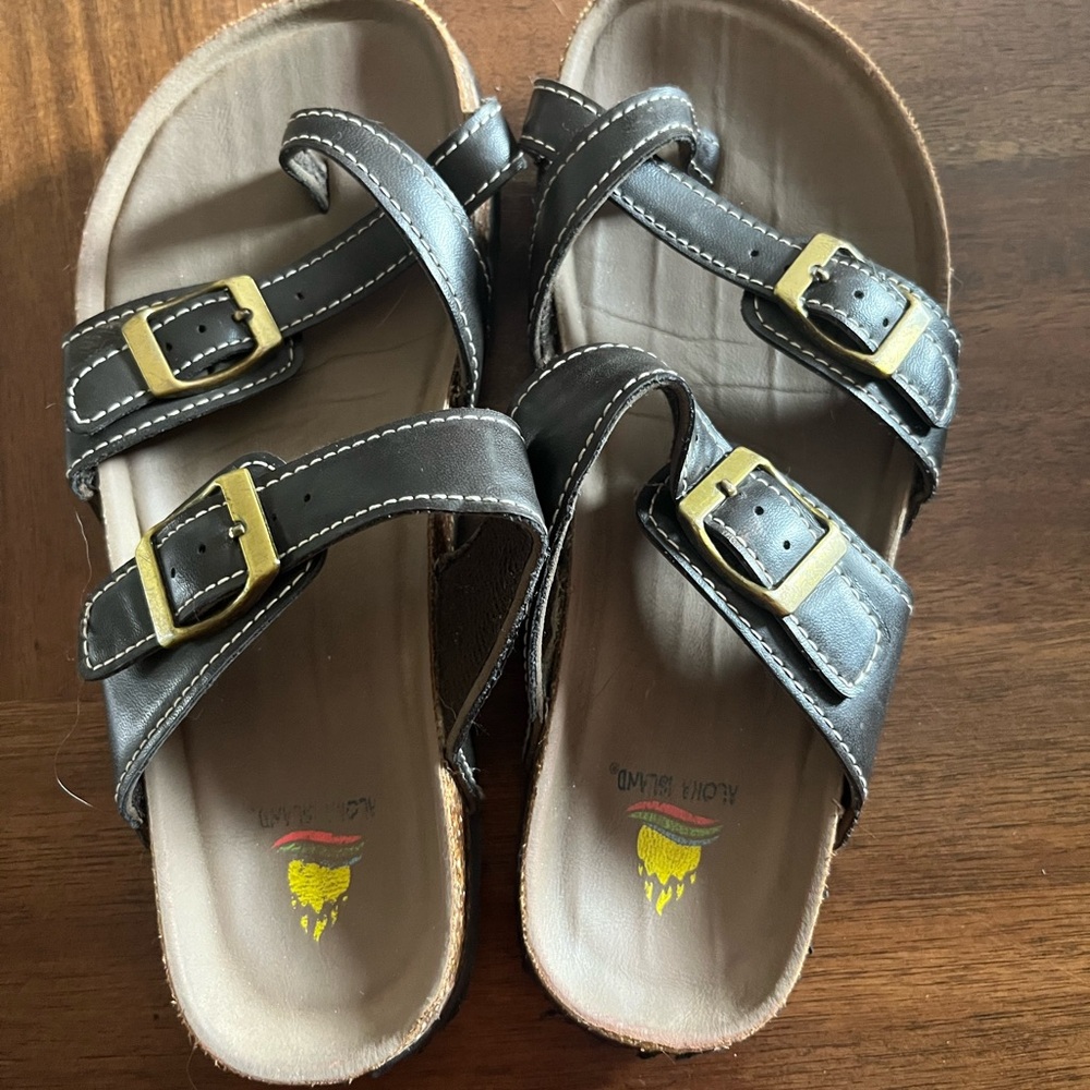 Women’s sandals